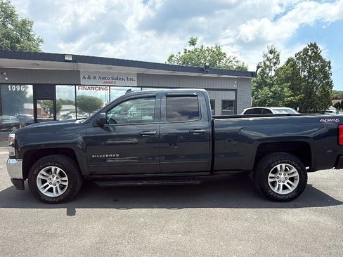 Used 2017 Chevrolet Silverado 1500 LT w/ All Star Edition AWD/4WD image 4