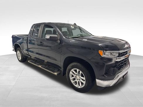 Used 2024 Chevrolet Silverado 1500 LT AWD/4WD image 51