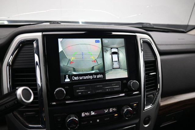 Used 2021 Nissan Titan SL w/ Moonroof Package AWD/4WD image 9
