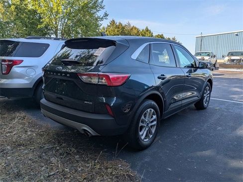 Certified 2022 Ford Escape SE w/ Convenience Package image 3