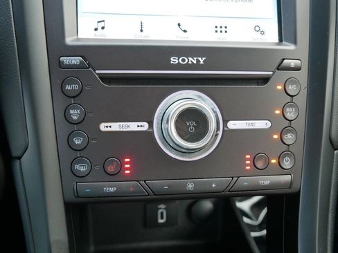 Certified 2018 Ford Fusion Titanium image 23