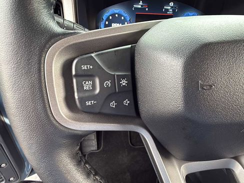 Used 2025 Ford Bronco Outer Banks image 28