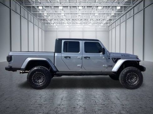 Used 2021 Jeep Gladiator Sport AWD/4WD image 2
