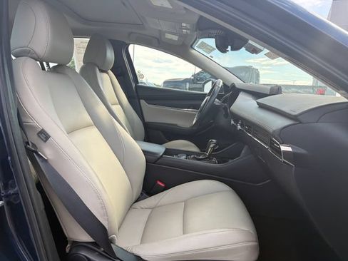 Used 2025 MAZDA MAZDA3 s FWD image 50