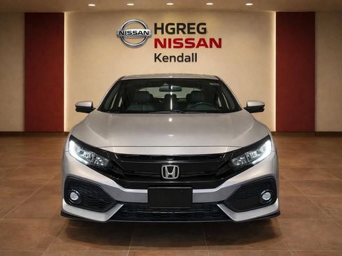 Used 2017 Honda Civic Sport Touring image 5