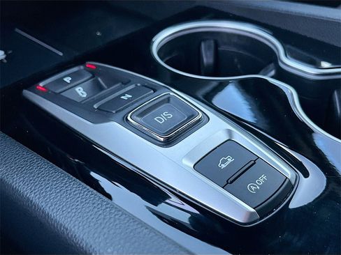 Used 2025 Honda Ridgeline Black Edition image 17