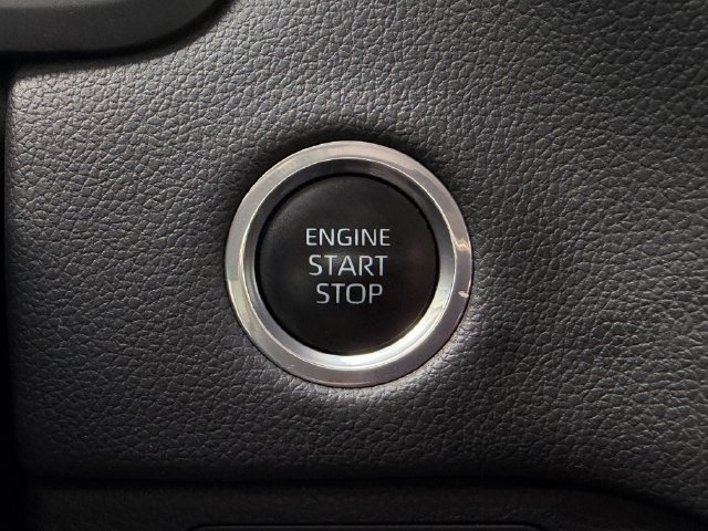 Used 2023 Toyota Tundra Limited w/ Power Package AWD/4WD image 19