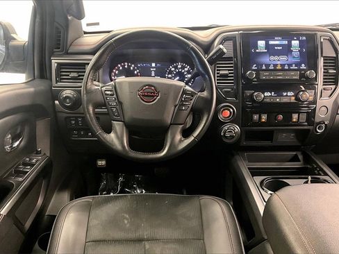 Used 2023 Nissan Titan PRO-4X image 4