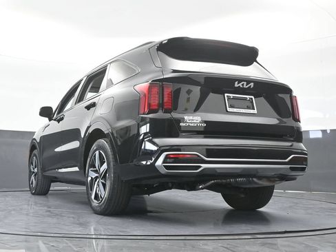 Used 2023 Kia Sorento S FWD image 65