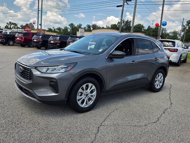 Used 2024 Ford Escape Active FWD image 3