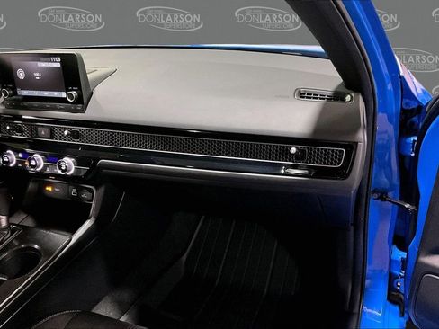 Used 2024 Honda Civic Sport image 29