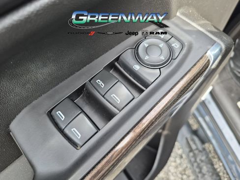 Used 2021 Chevrolet Silverado 1500 LT Trail Boss w/ Convenience Package II AWD/4WD image 13