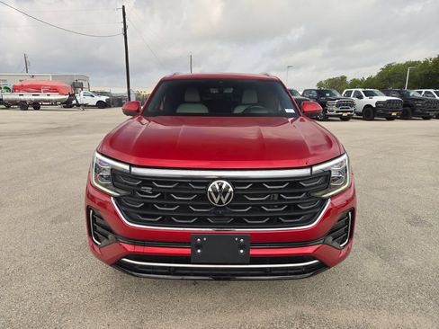 Used 2024 Volkswagen Atlas Cross Sport SEL Premium R-Line AWD/4WD image 8