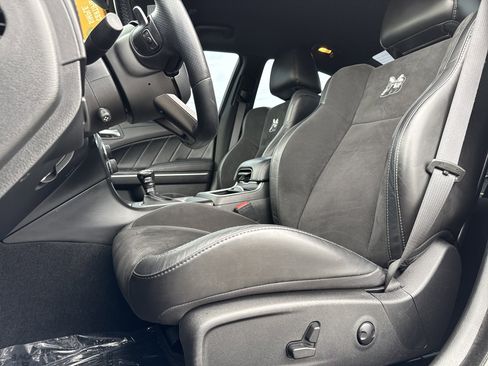 Used 2023 Dodge Charger Scat Pack w/ Dynamics Package image 15