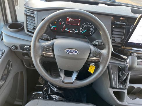 Used 2023 Ford Transit 350 XLT image 20