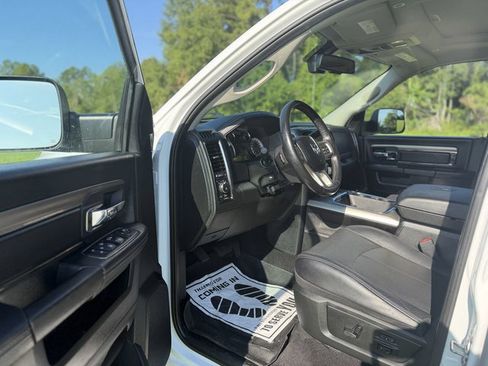 Used 2018 RAM 2500 Laramie w/ Sport Appearance Group AWD/4WD image 12