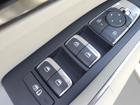 New 2026 Kia Sorento EX FWD image 16