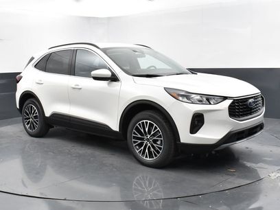 New 2025 Ford Escape SE