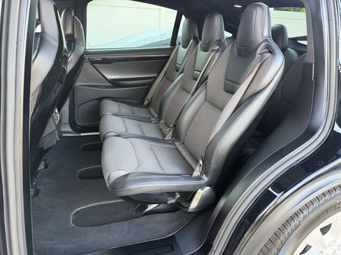 Used 2017 Tesla Model X 75D AWD/4WD image 11