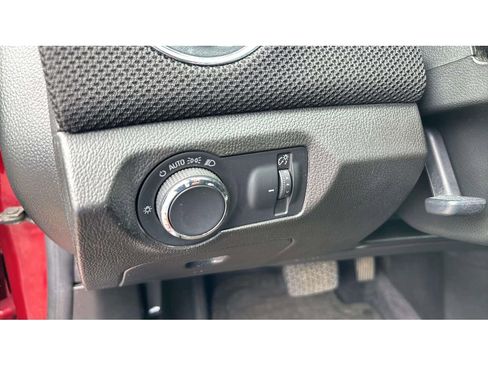 Used 2011 Chevrolet Cruze LT FWD image 19