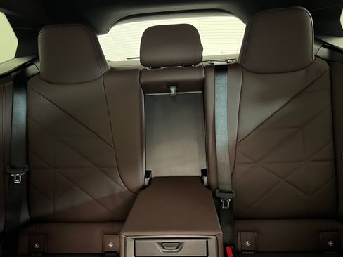 New 2026 BMW iX xDrive45 image 32