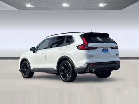 Used 2024 Honda CR-V Sport Touring image 3