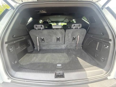 Used 2026 Chevrolet Traverse LT w/ Sun and Wheel Package FWD image 20