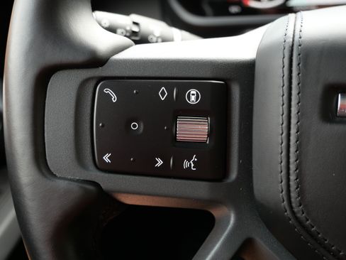 Certified 2024 Land Rover Defender 110 X AWD/4WD image 26