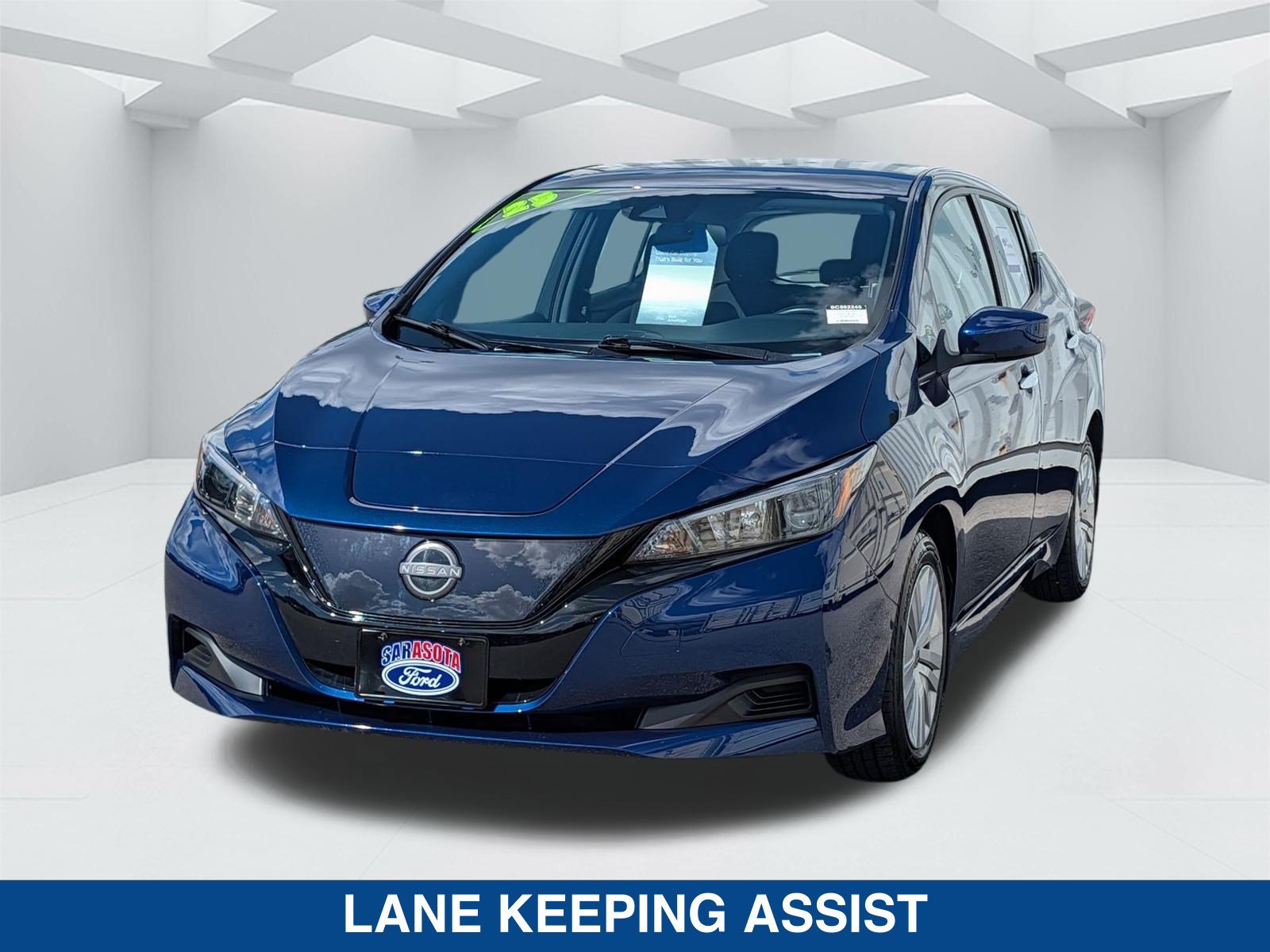 Used 2025 Nissan Leaf S FWD image 8