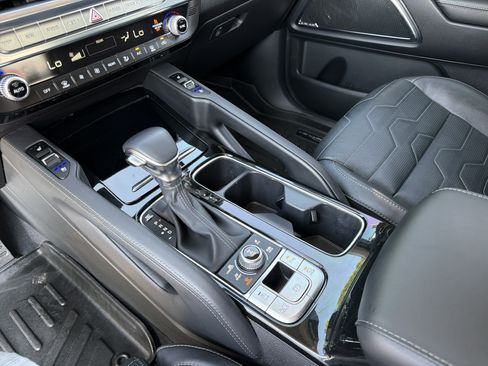Used 2022 Kia Telluride SX w/ SX Prestige Package AWD/4WD image 32