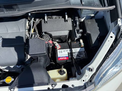 Used 2016 Toyota Sienna XLE Premium image 12