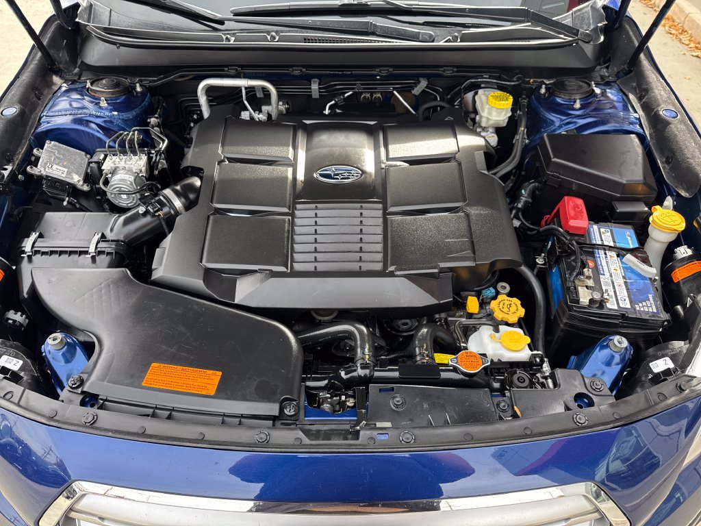 Used 2017 Subaru Outback 3.6R Limited AWD/4WD image 23