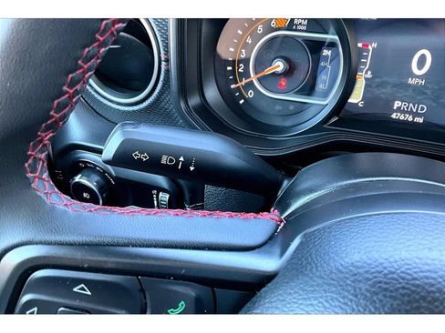 Certified 2025 Jeep Wrangler Unlimited Rubicon AWD/4WD image 20