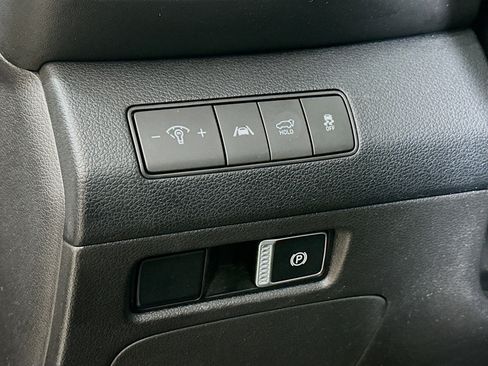 Certified 2023 Hyundai Santa Fe SEL image 10