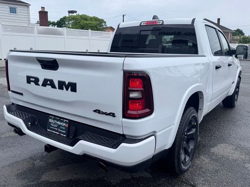 New 2026 RAM 1500 4x4 Crew Cab image 8