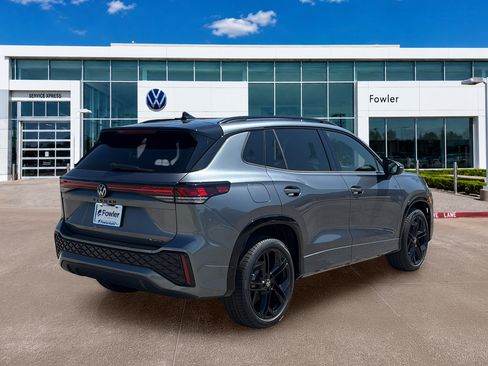 New 2026 Volkswagen Tiguan SE R-Line AWD/4WD image 5