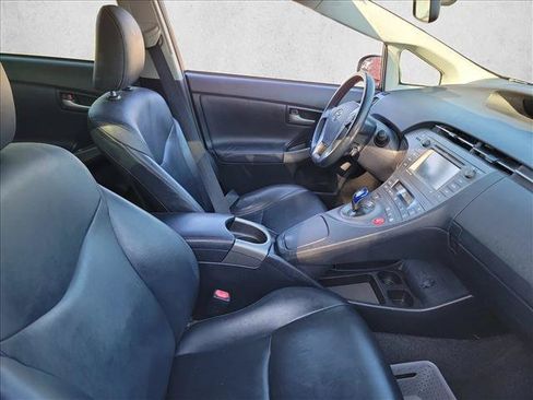 Used 2015 Toyota Prius Persona Series FWD image 12
