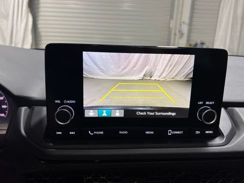 Used 2023 Honda Accord EX image 27