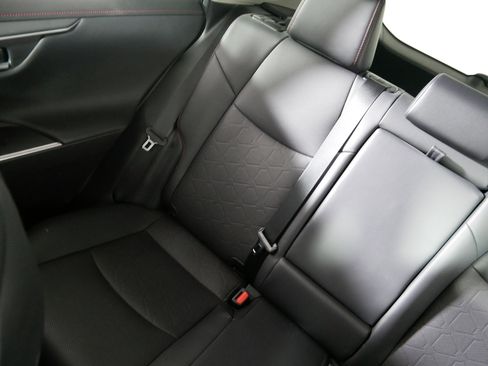 Used 2020 Toyota RAV4 TRD Off-Road image 12