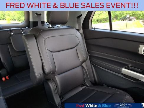 Certified 2023 Ford Explorer XLT w/ Equipment Group 202A AWD/4WD image 20