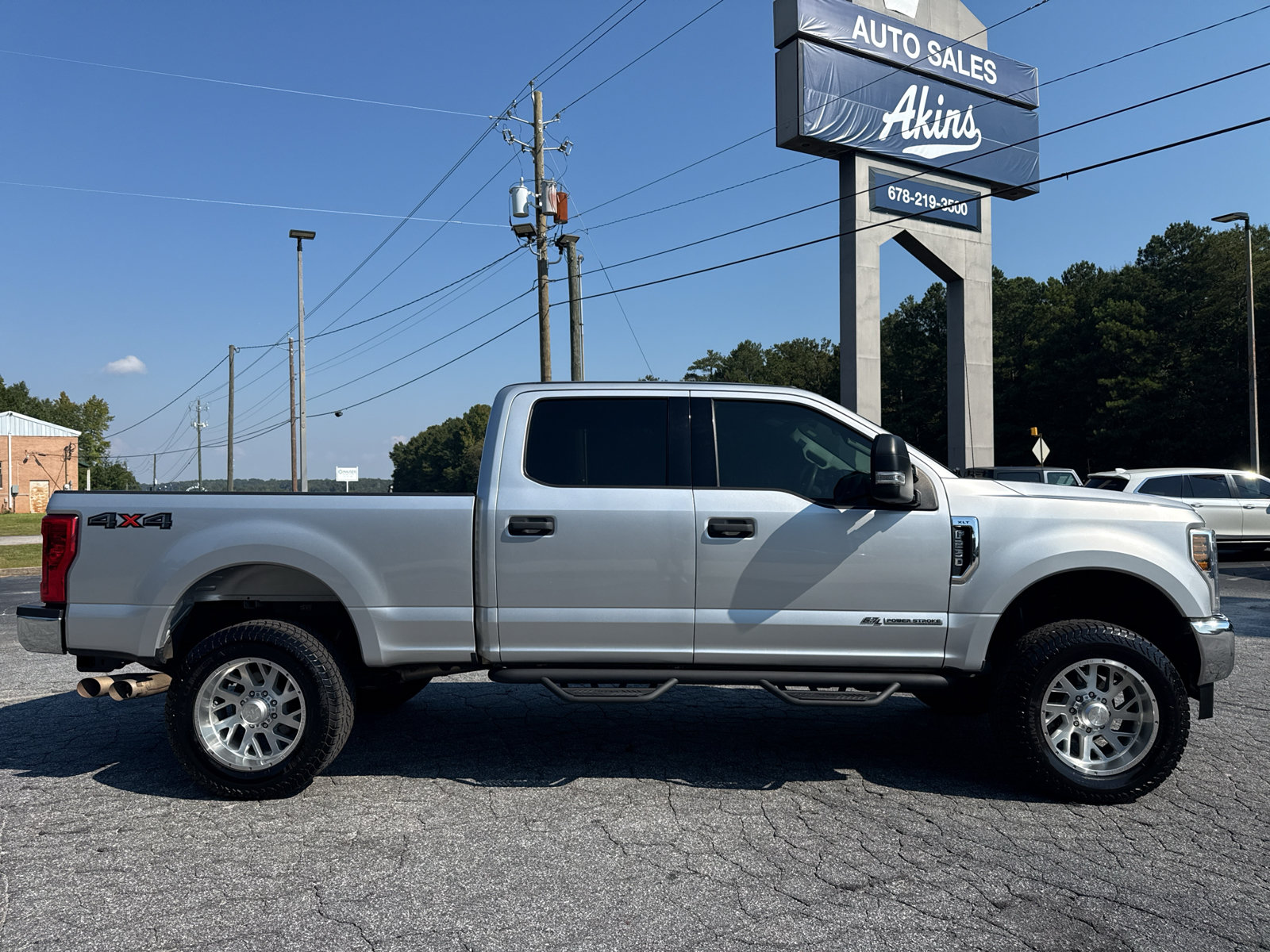 Used 2019 Ford F250 XLT AWD/4WD image 4