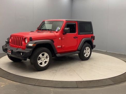 Used 2021 Jeep Wrangler Sport AWD/4WD image 9