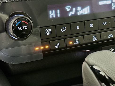 New 2026 Subaru Outback Limited image 27