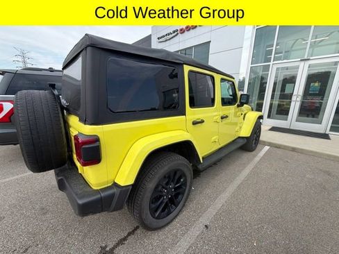 Used 2023 Jeep Wrangler Unlimited Sahara w/ Cold Weather Group AWD/4WD image 7