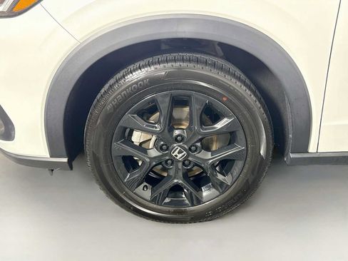 Used 2025 Honda HR-V Sport image 40