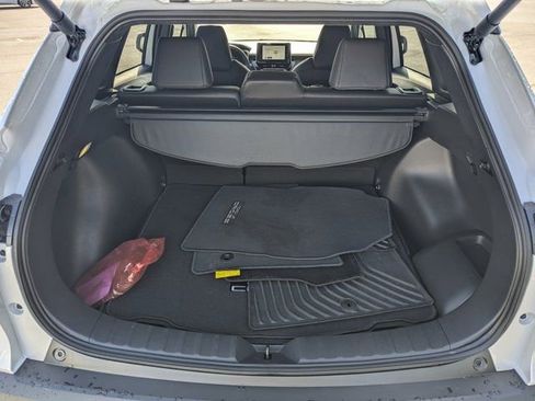 Used 2025 Toyota Corolla Cross w/ Convenience Package image 16