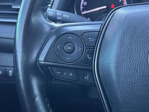 Used 2024 Toyota Camry SE image 25