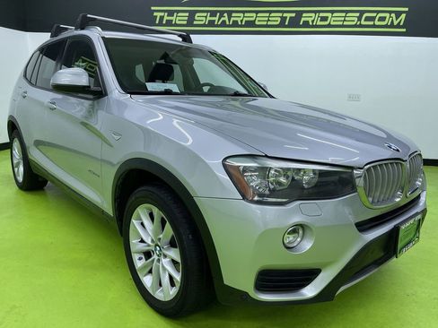 Used 2017 BMW X3 xDrive28i image 2