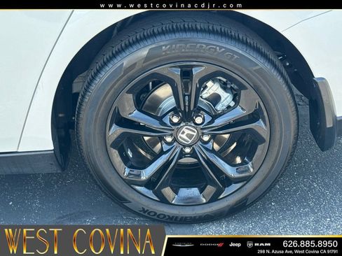 Used 2025 Honda Accord SE image 17