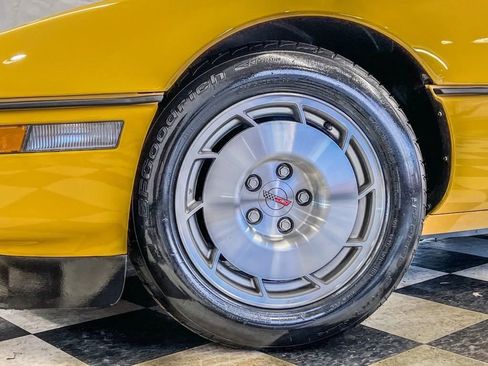 Used 1986 Chevrolet Corvette Convertible image 82